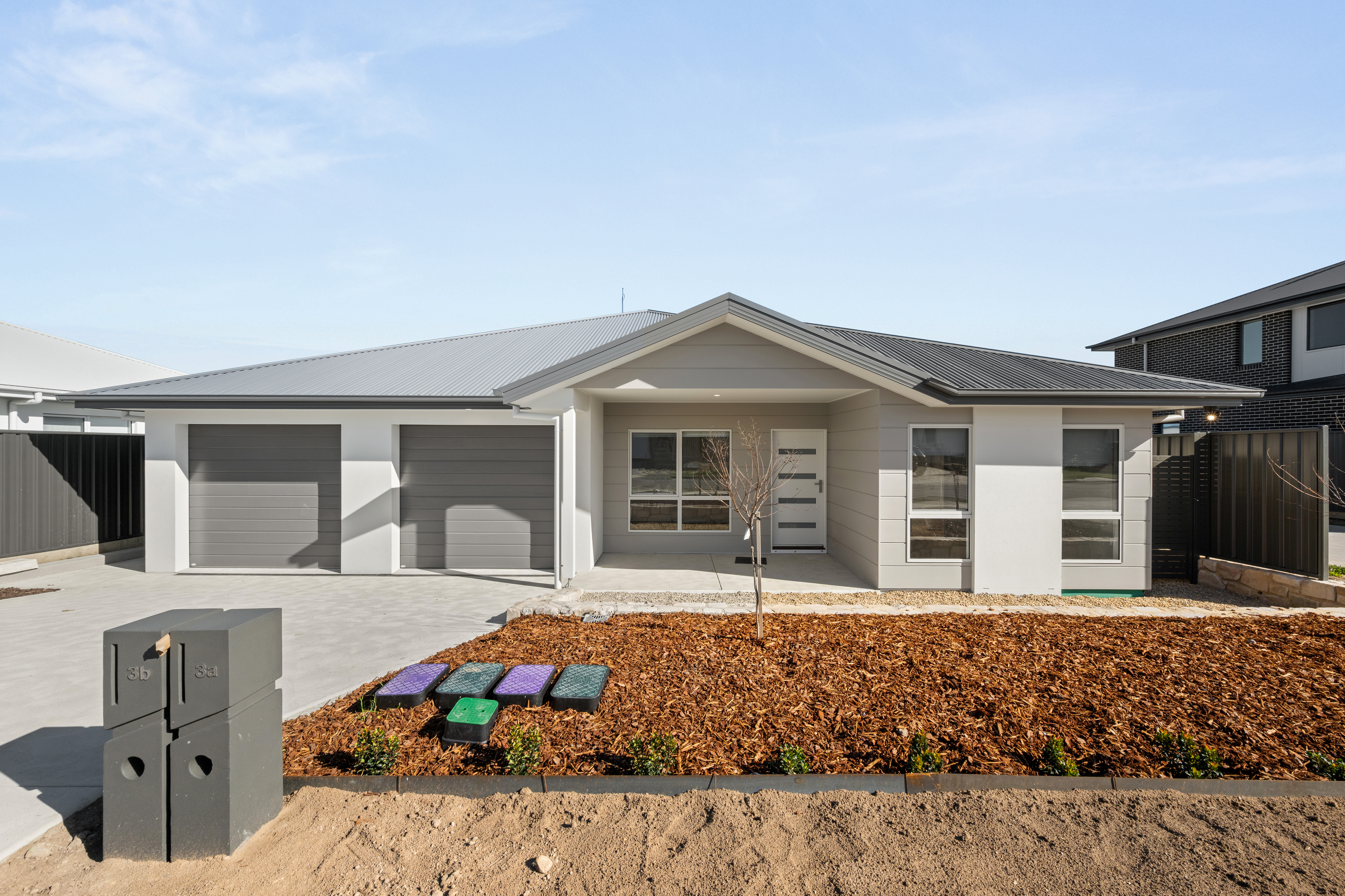 3 Mowenbah Cres, Googong NSW-004