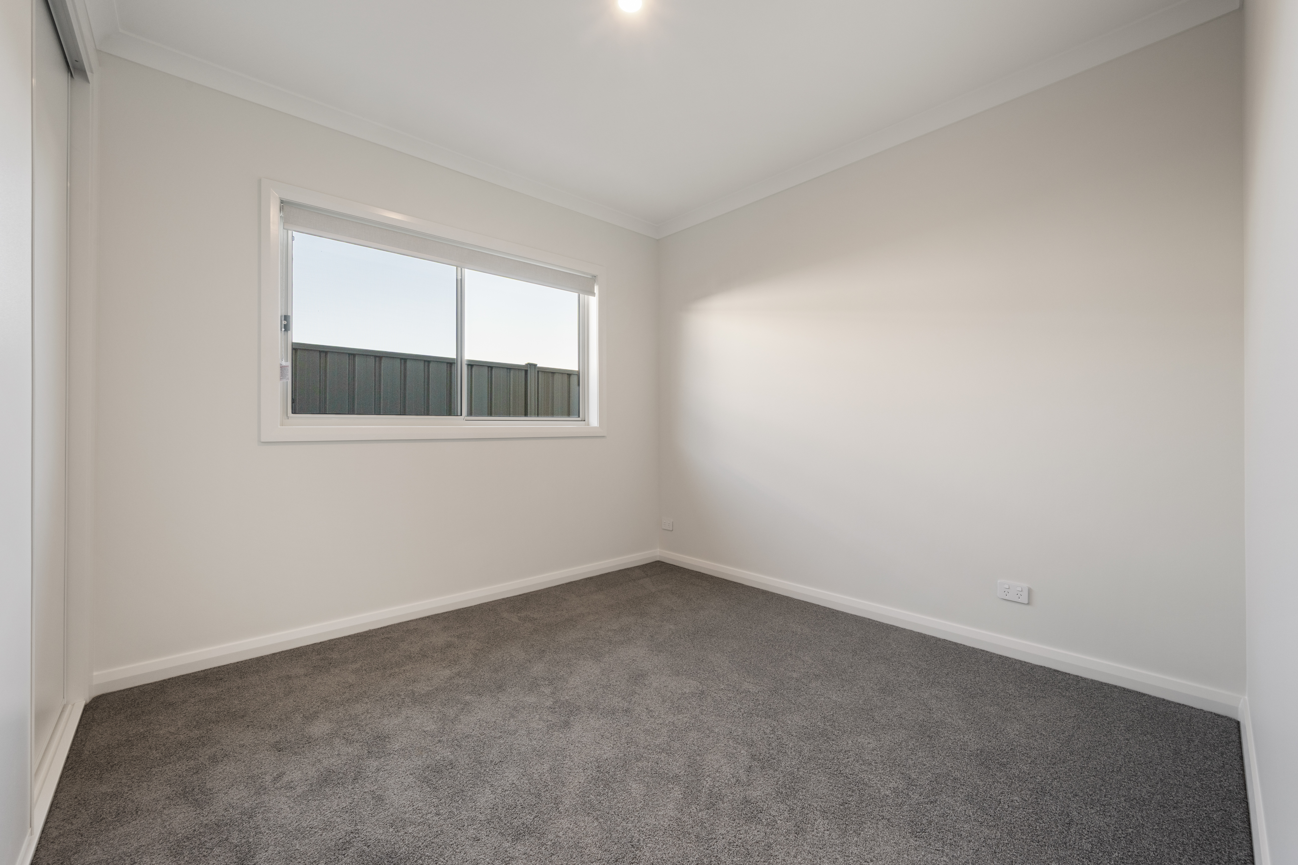 3 Mowenbah Cres, Googong NSW-046
