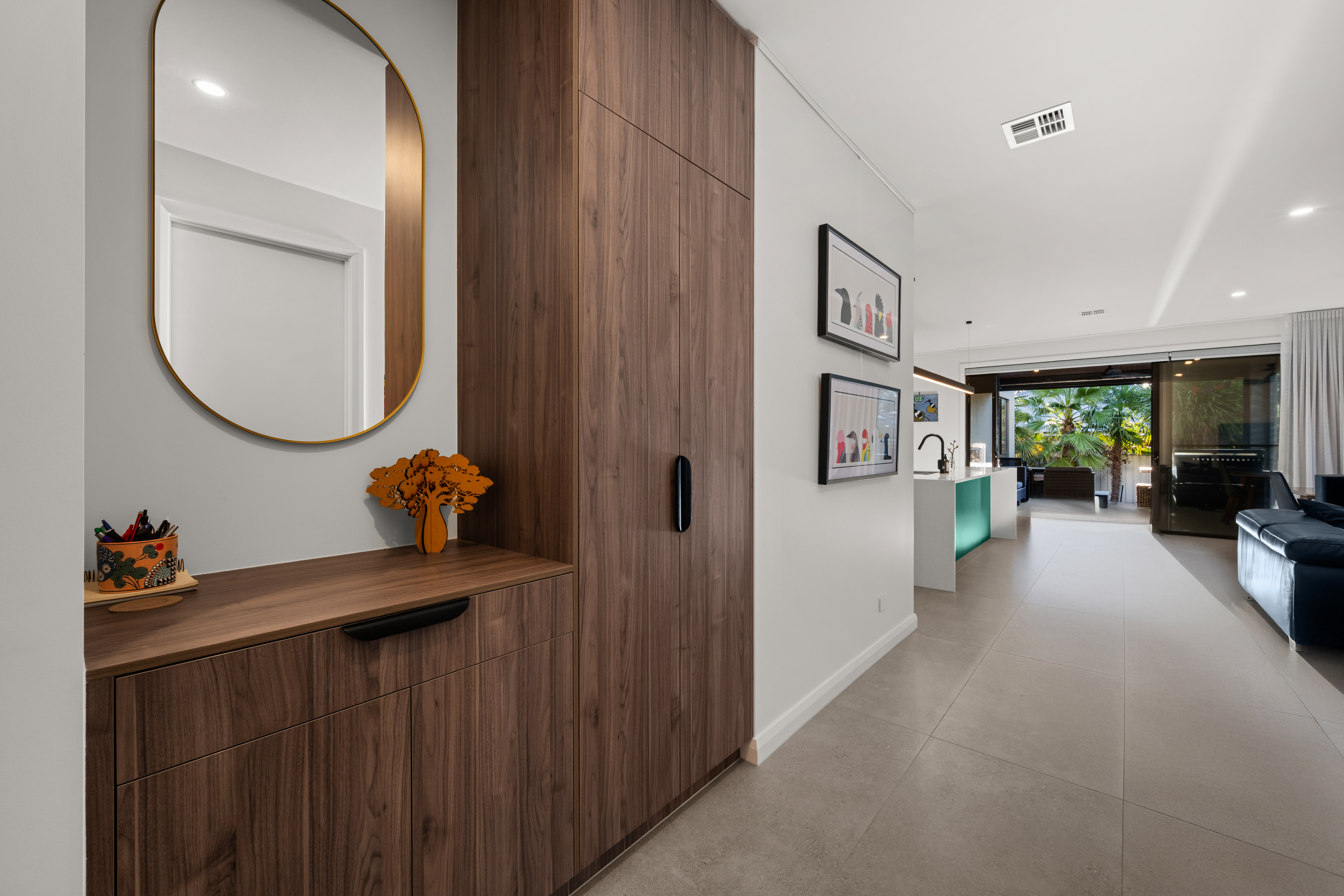7 Hellyer Street, Holder ACT-046
