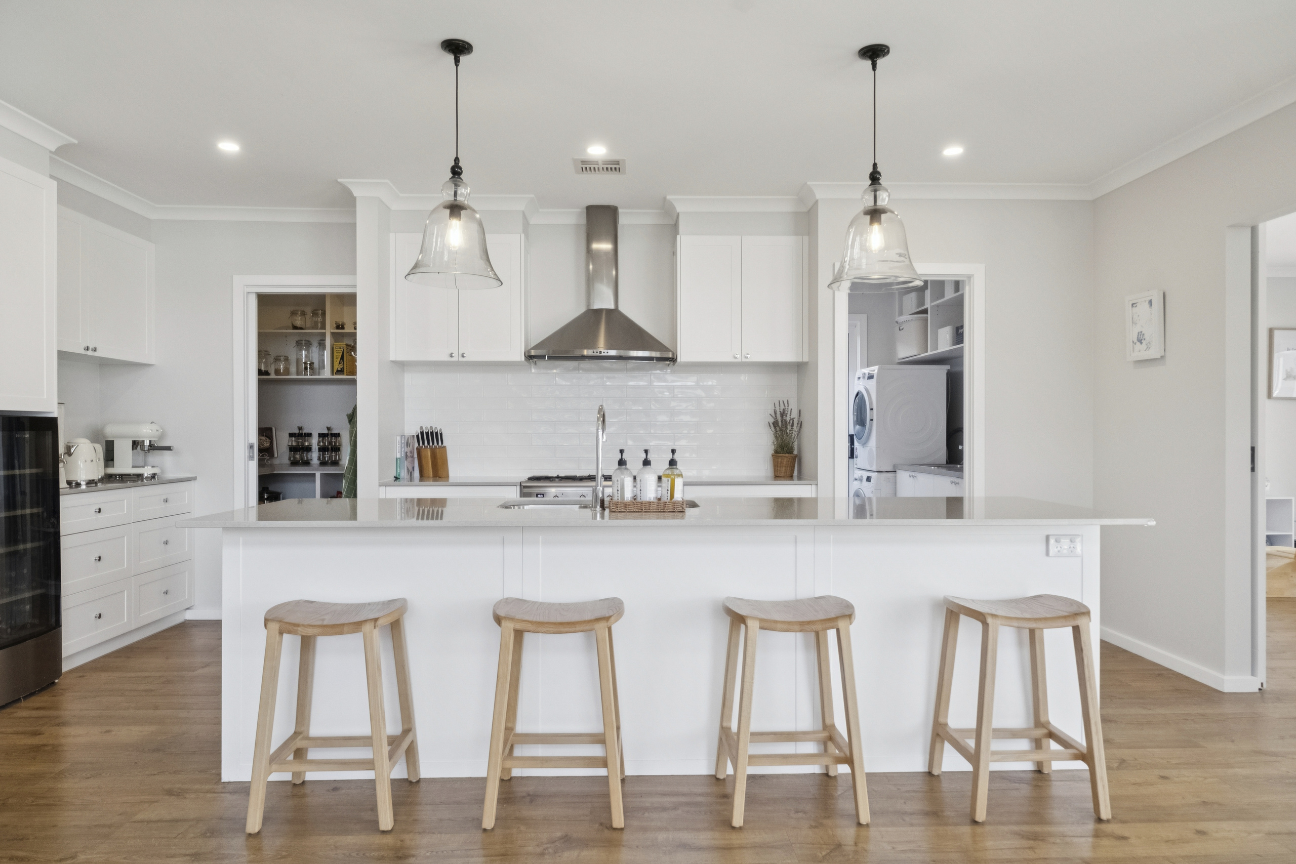 011_Open2view_ID984123-22_Garraway_Crescent