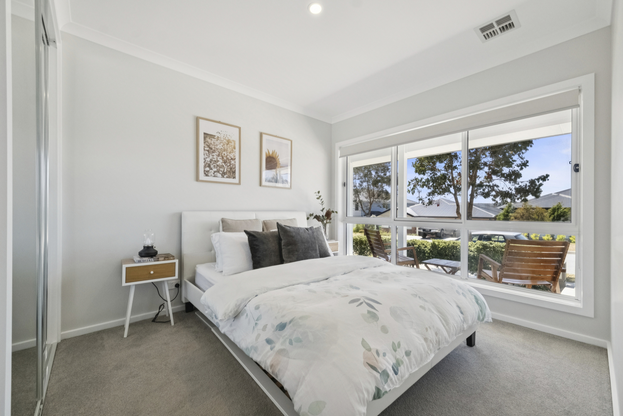 028_Open2view_ID984123-22_Garraway_Crescent