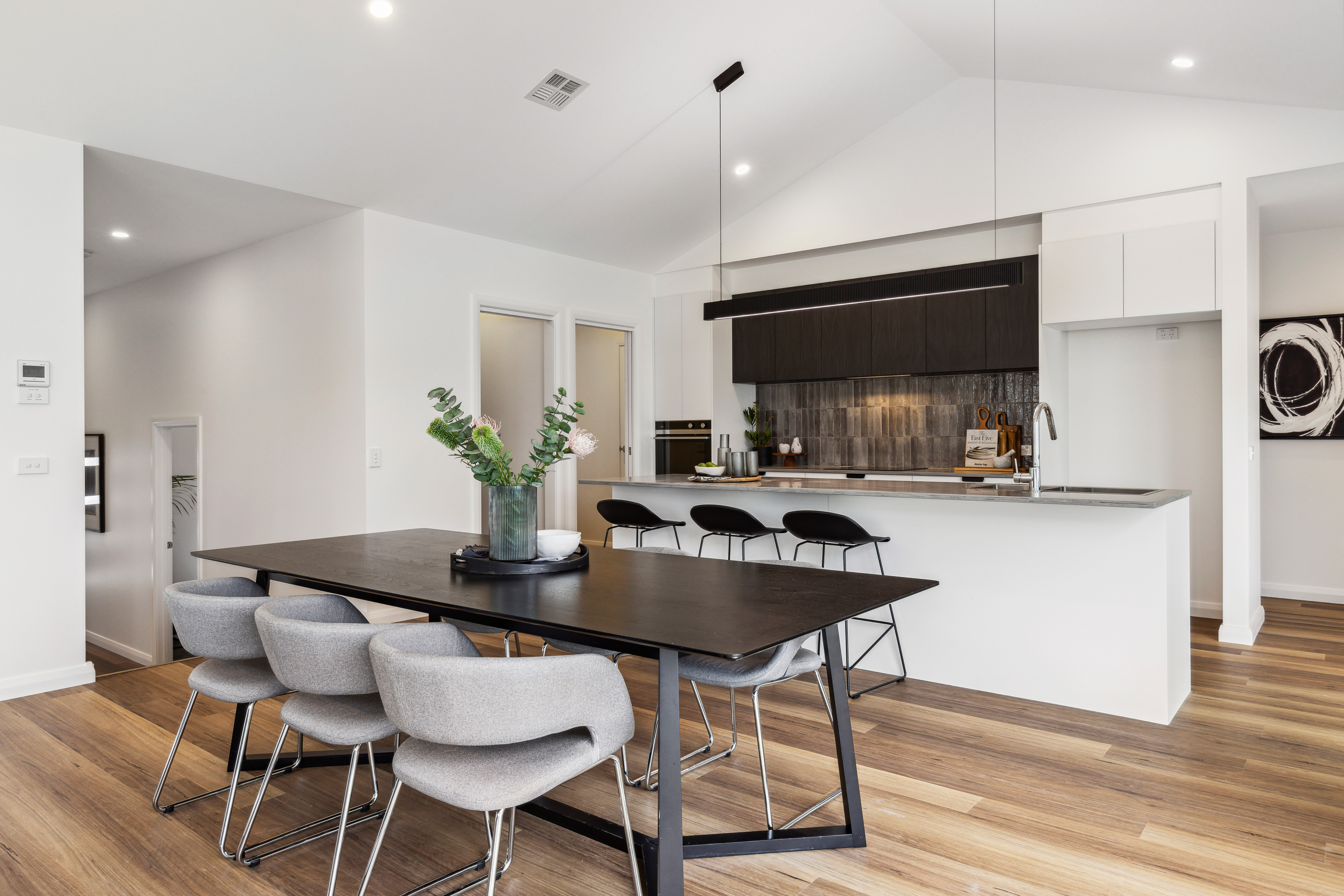 12-print-16-Nelson-Tce-12